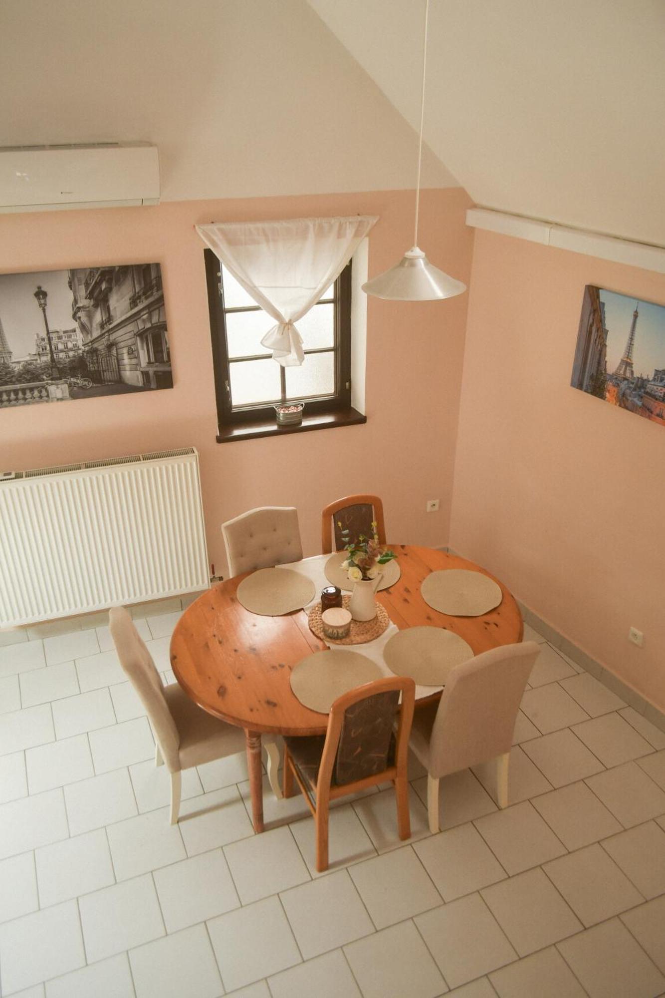 Apartman U Zamku Jindrichuv Hradec Luaran gambar